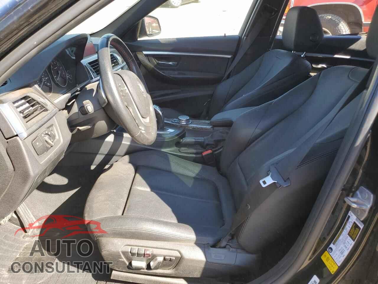BMW 3 SERIES 2016 - WBA8E9G59GNT88639