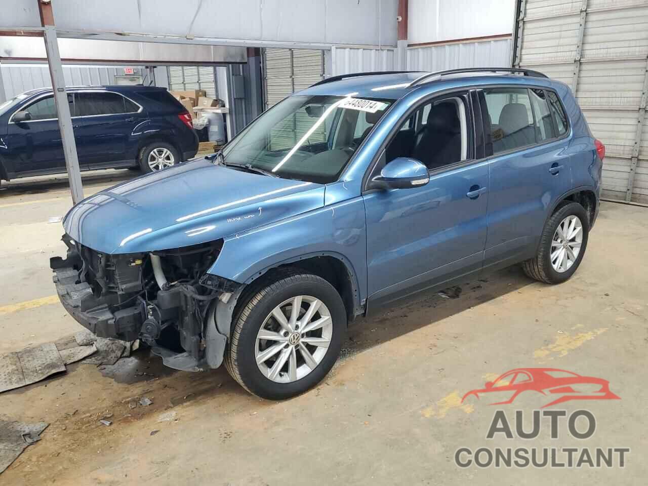 VOLKSWAGEN TIGUAN 2017 - WVGAV7AX0HK047874