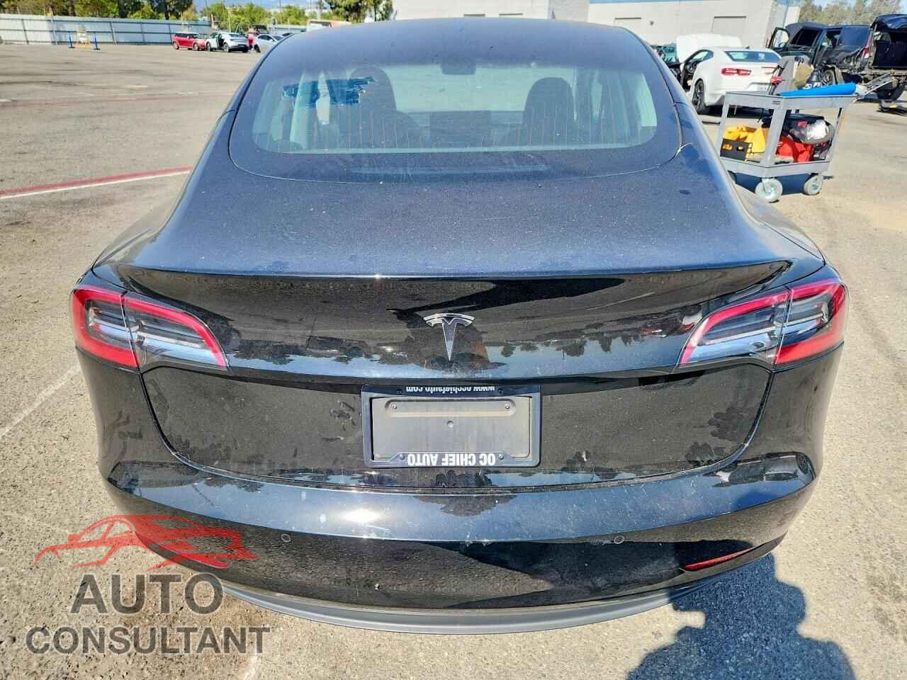 TESLA MODEL 3 2019 - 5YJ3E1EA3KF399075