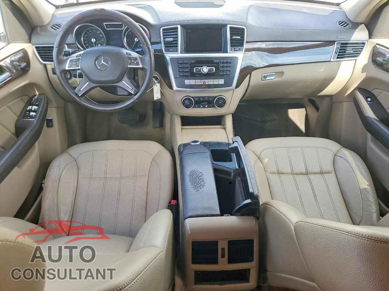MERCEDES-BENZ GL-CLASS 2015 - 4JGDF2EE9FA521054