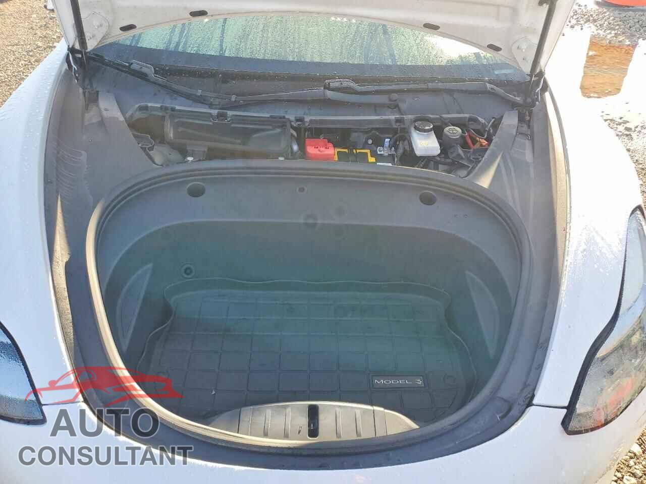 TESLA MODEL 3 2021 - 5YJ3E1EA2MF854226