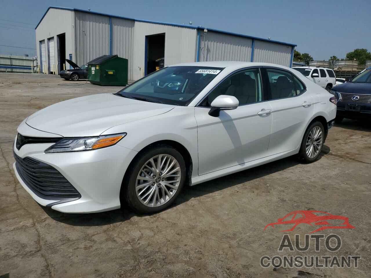 TOYOTA CAMRY 2020 - 4T1F11AK0LU386117