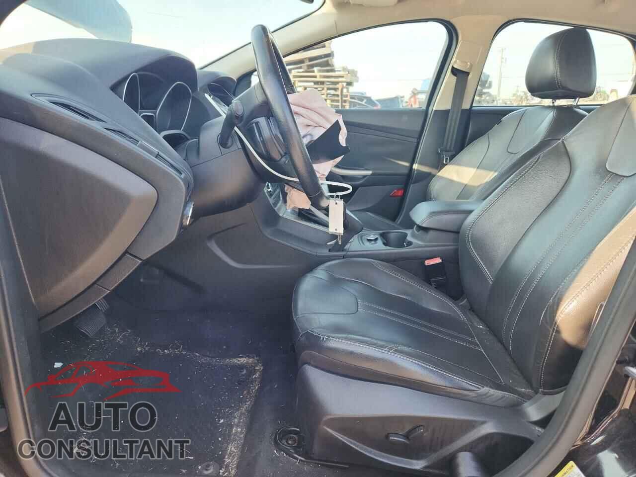 FORD FOCUS 2012 - 1FAHP3H20CL466428