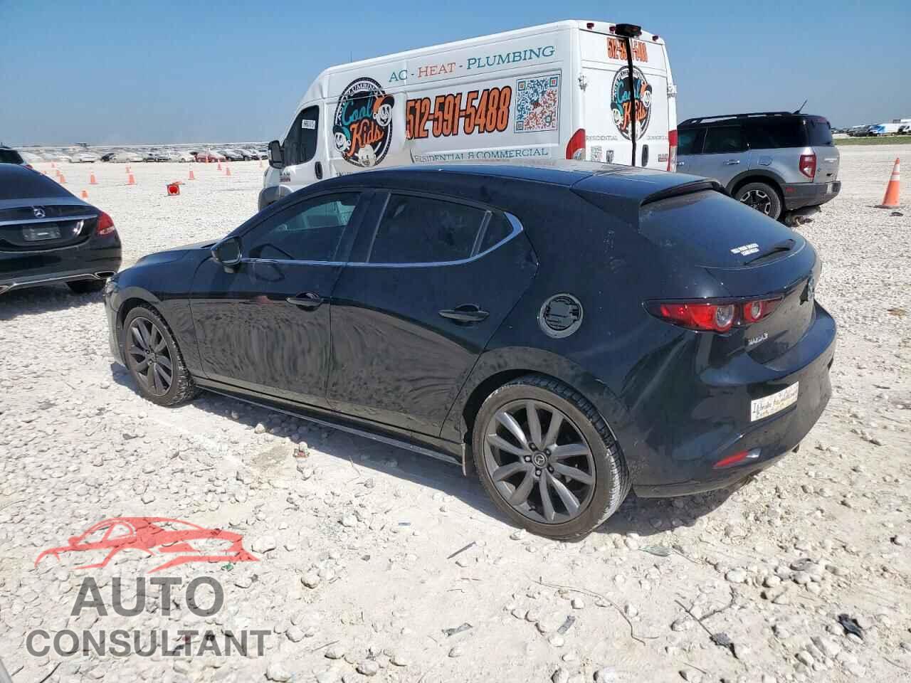 MAZDA 3 2019 - JM1BPAJM4K1140903