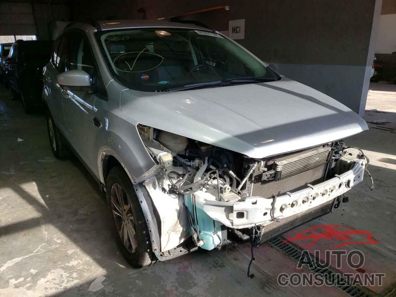 FORD ESCAPE 2018 - 1FMCU0GD5JUB16066