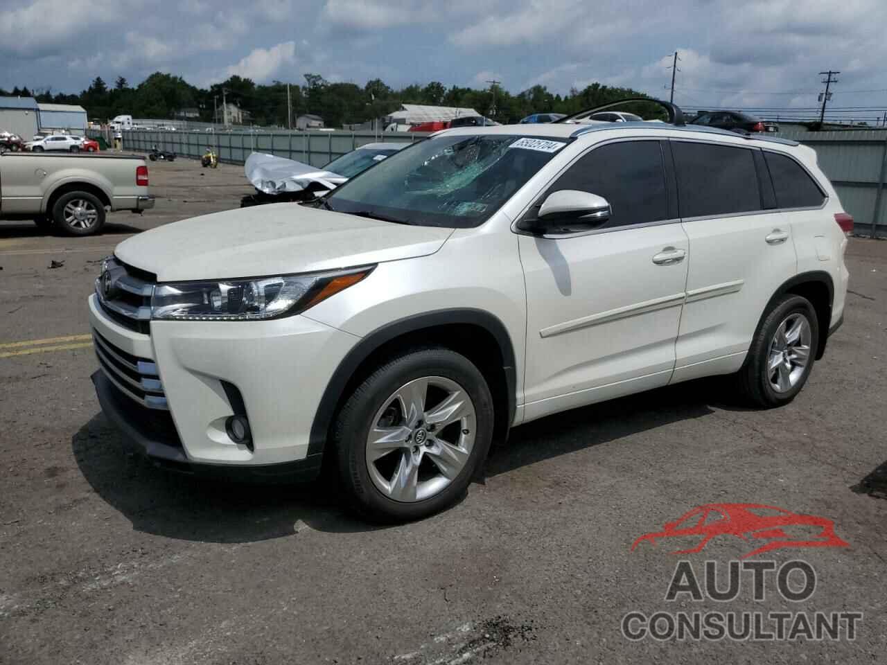 TOYOTA HIGHLANDER 2018 - 5TDDZRFH8JS863944