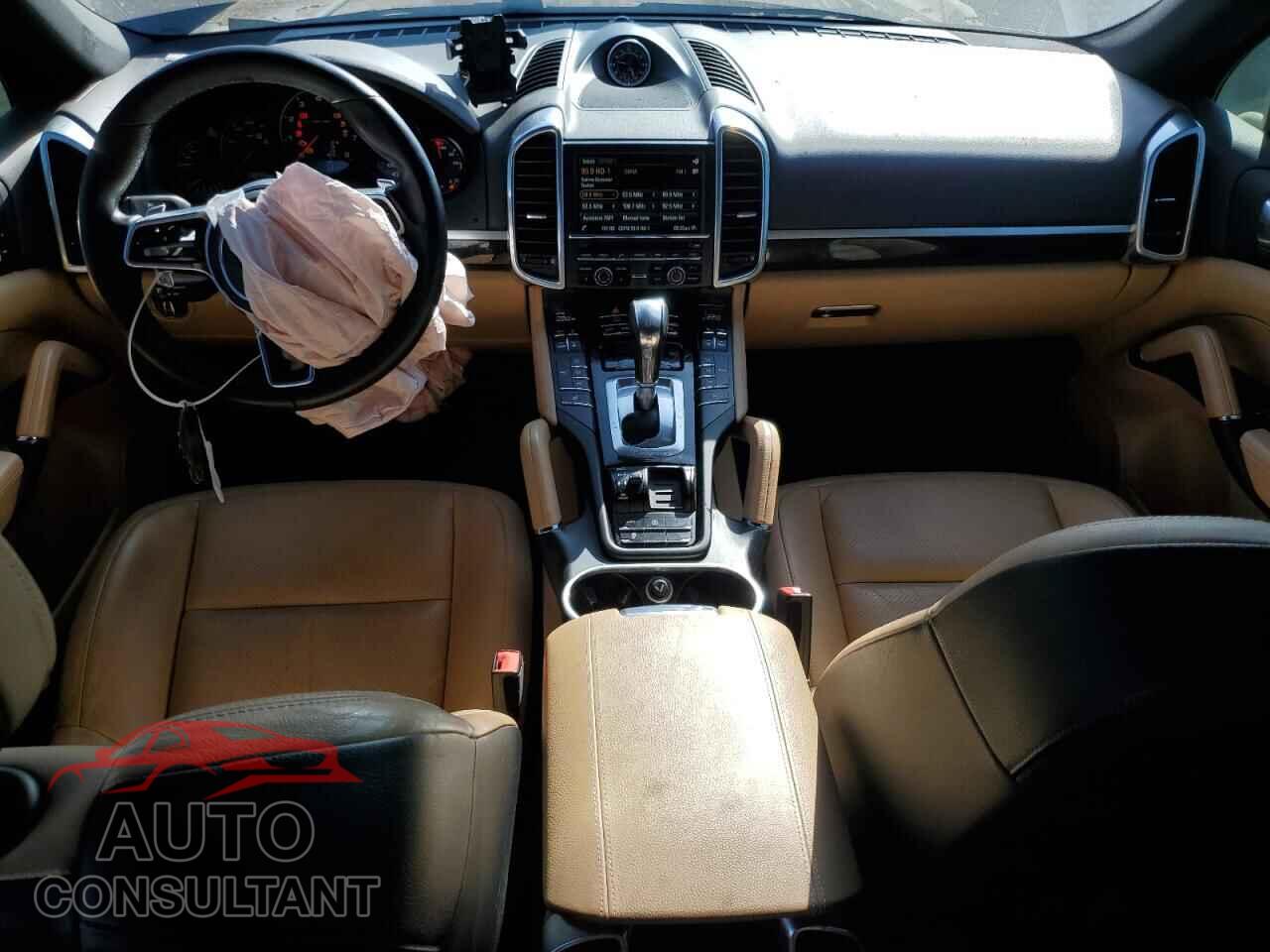 PORSCHE CAYENNE 2016 - WP1AA2A21GLA05762