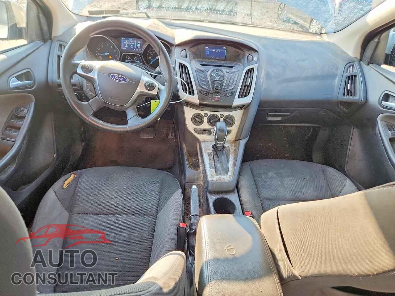 FORD FOCUS 2014 - 1FADP3F28EL386590