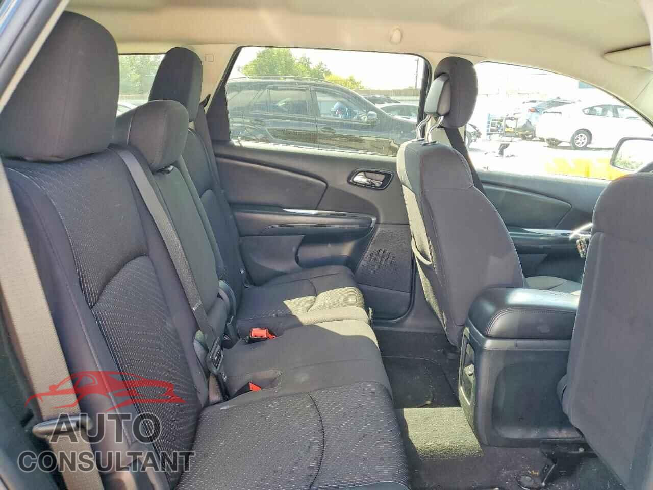 DODGE JOURNEY 2012 - 3C4PDCBG7CT332989