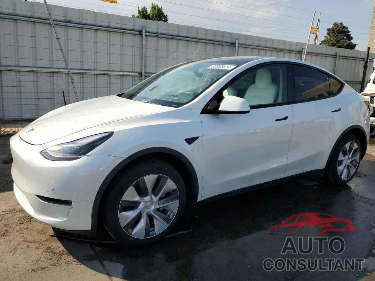 TESLA MODEL Y 2023 - 7SAYGDEE0PF853040