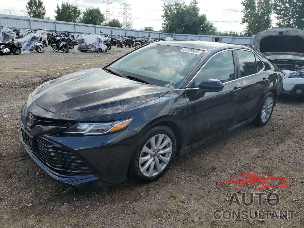 TOYOTA CAMRY 2018 - 4T1B11HK0JU592877