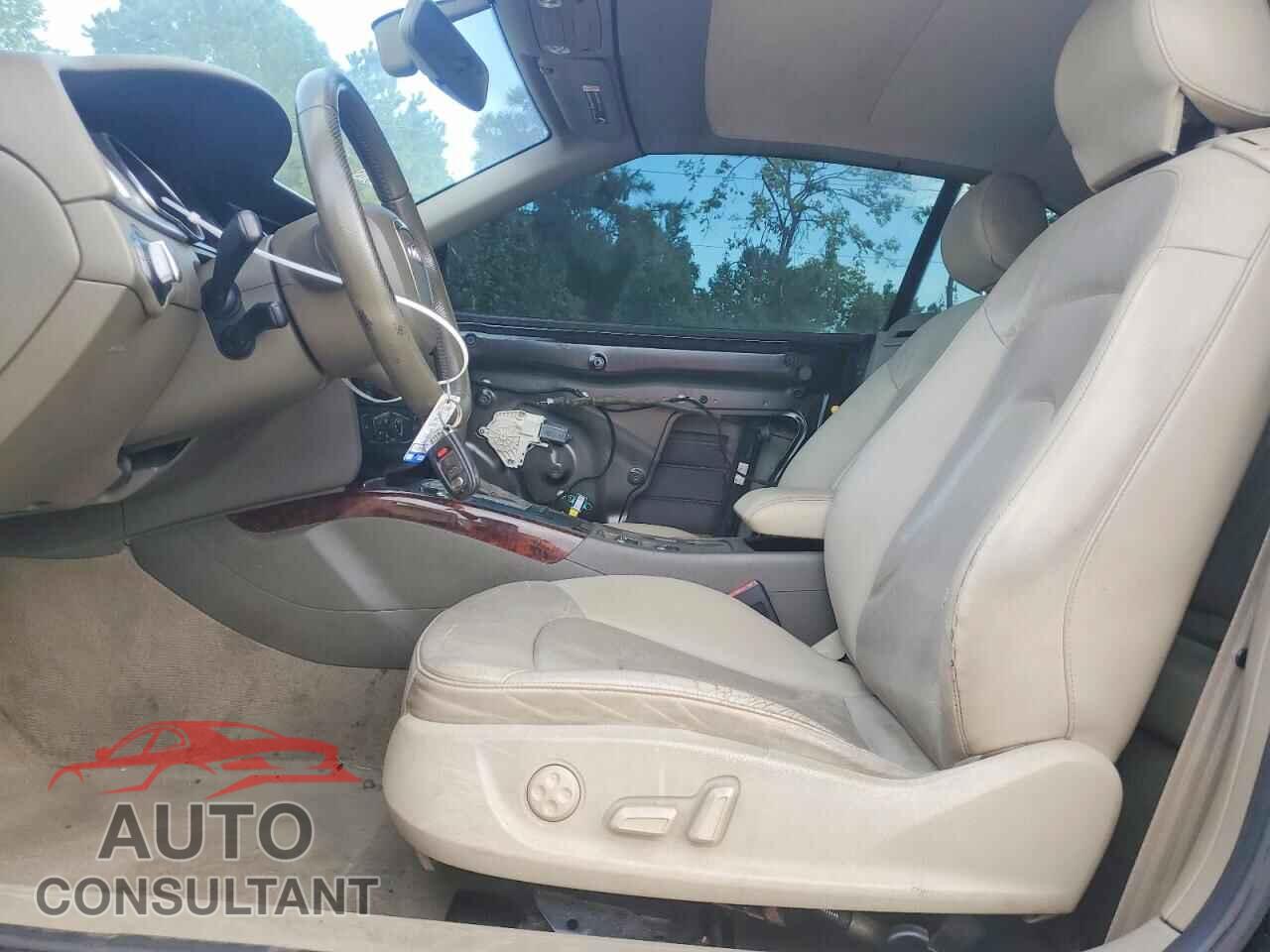 AUDI A5 2012 - WAUCFAFH9CN005085