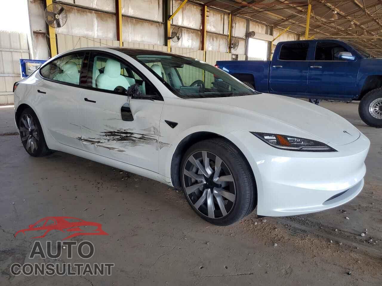 TESLA MODEL 3 2024 - 5YJ3E1EA6RF872042