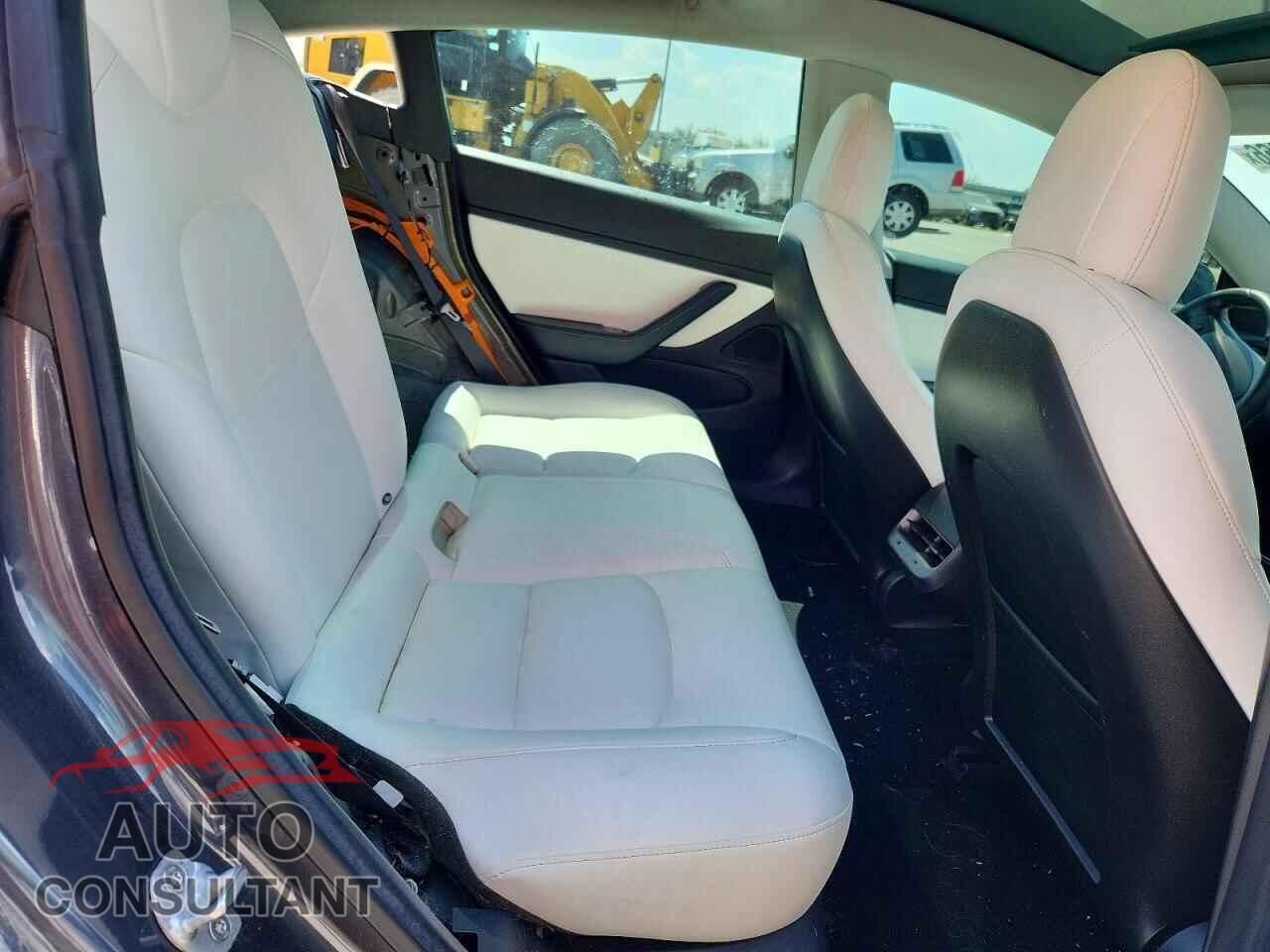 TESLA MODEL 3 2018 - 5YJ3E1EB3JF078810