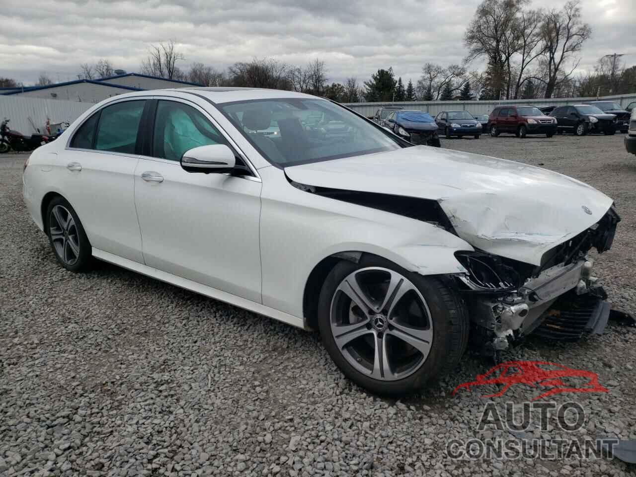MERCEDES-BENZ E-CLASS 2019 - WDDZF4KB1KA562522