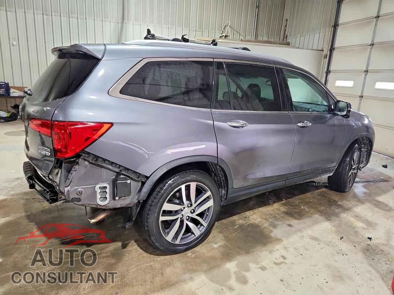 HONDA PILOT 2017 - 5FNYF6H91HB054718
