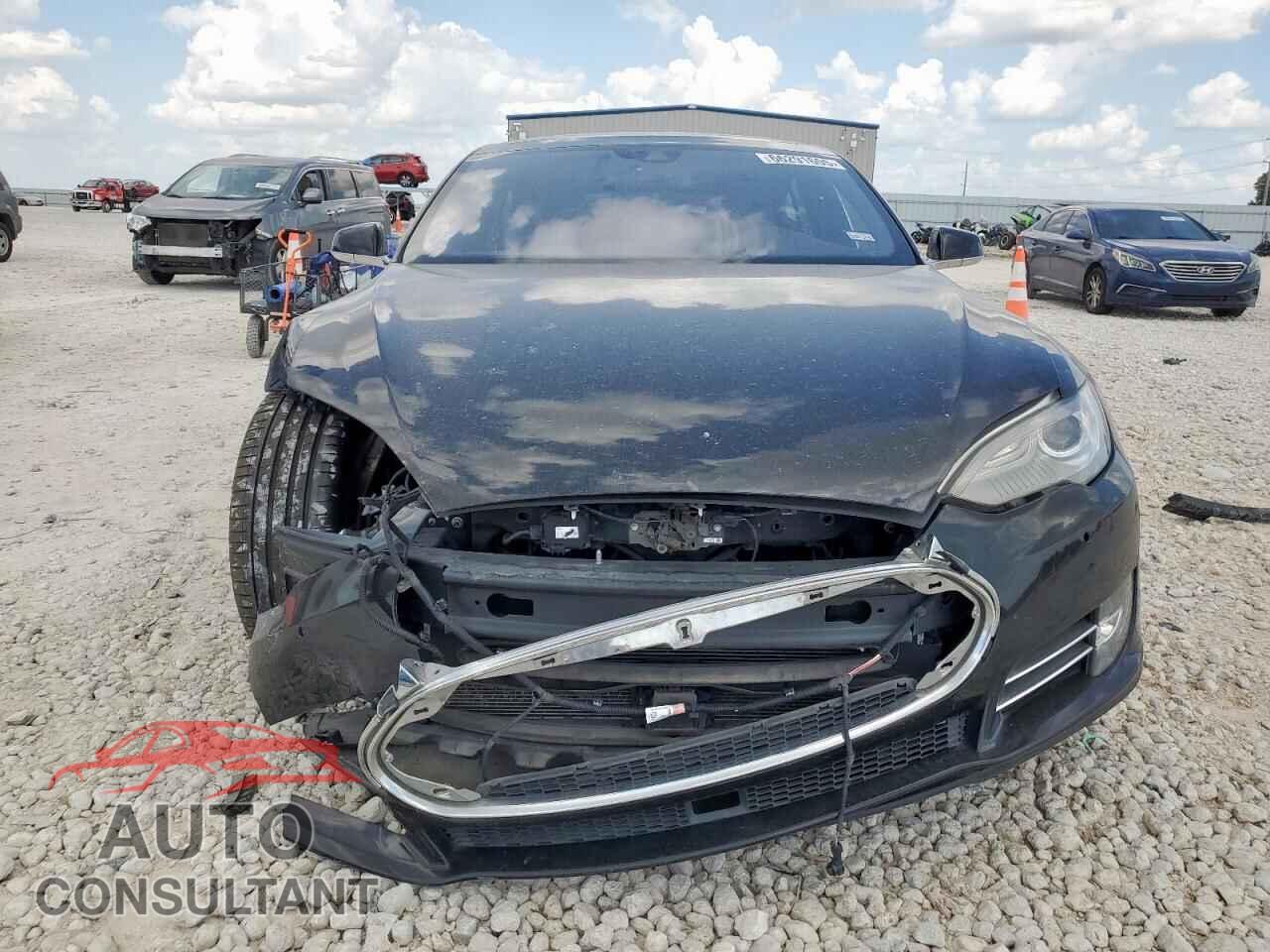 TESLA MODEL S 2016 - 5YJSA1E22GF132629