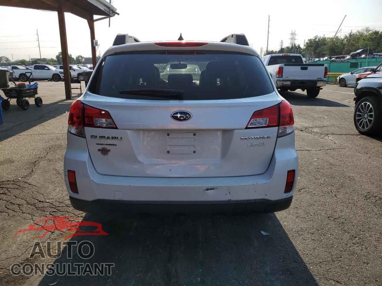 SUBARU OUTBACK 2014 - 4S4BRCMC2E3270983