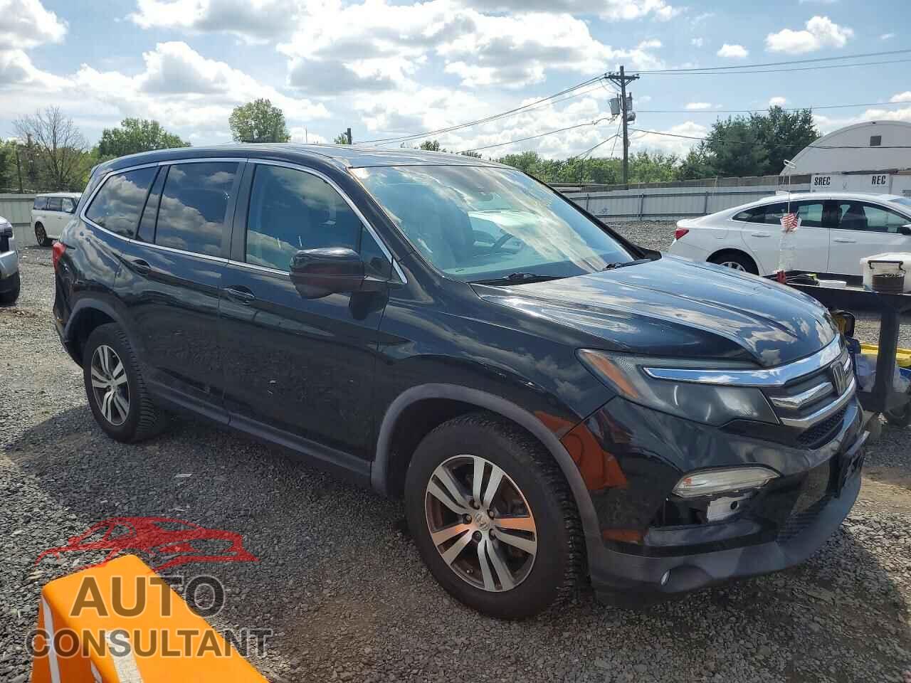 HONDA PILOT 2017 - 5FNYF6H61HB070083