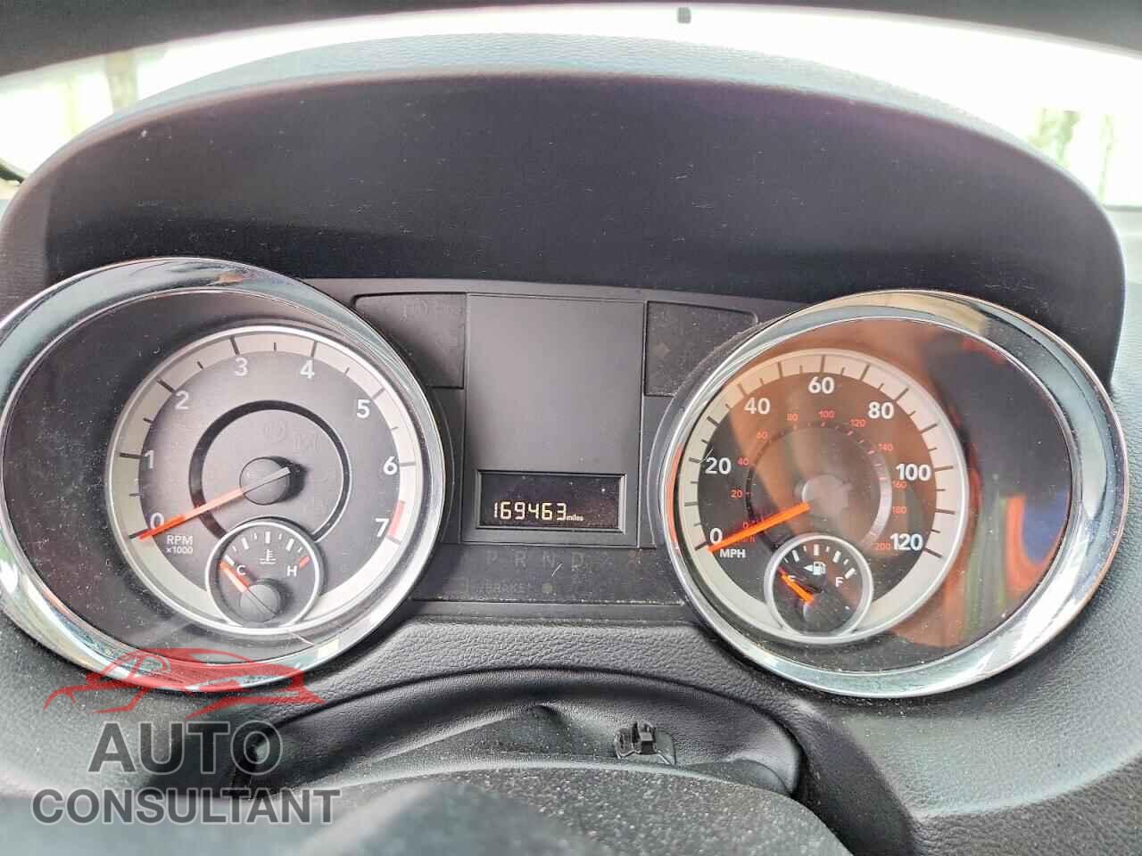 DODGE CARAVAN 2015 - 2C4RDGCG4FR548546