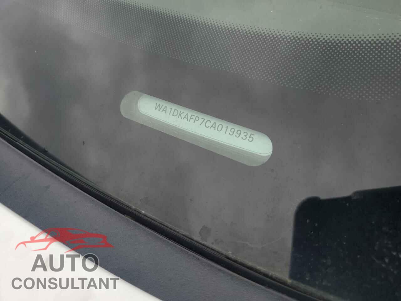 AUDI Q5 2012 - WA1DKAFP7CA019935