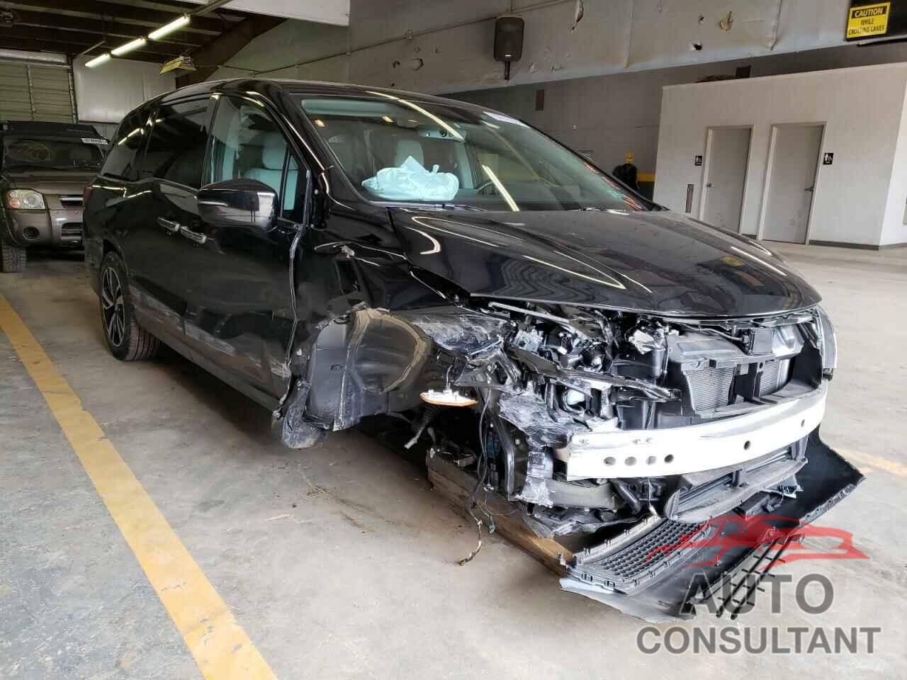 HONDA ODYSSEY 2018 - 5FNRL6H90JB070959