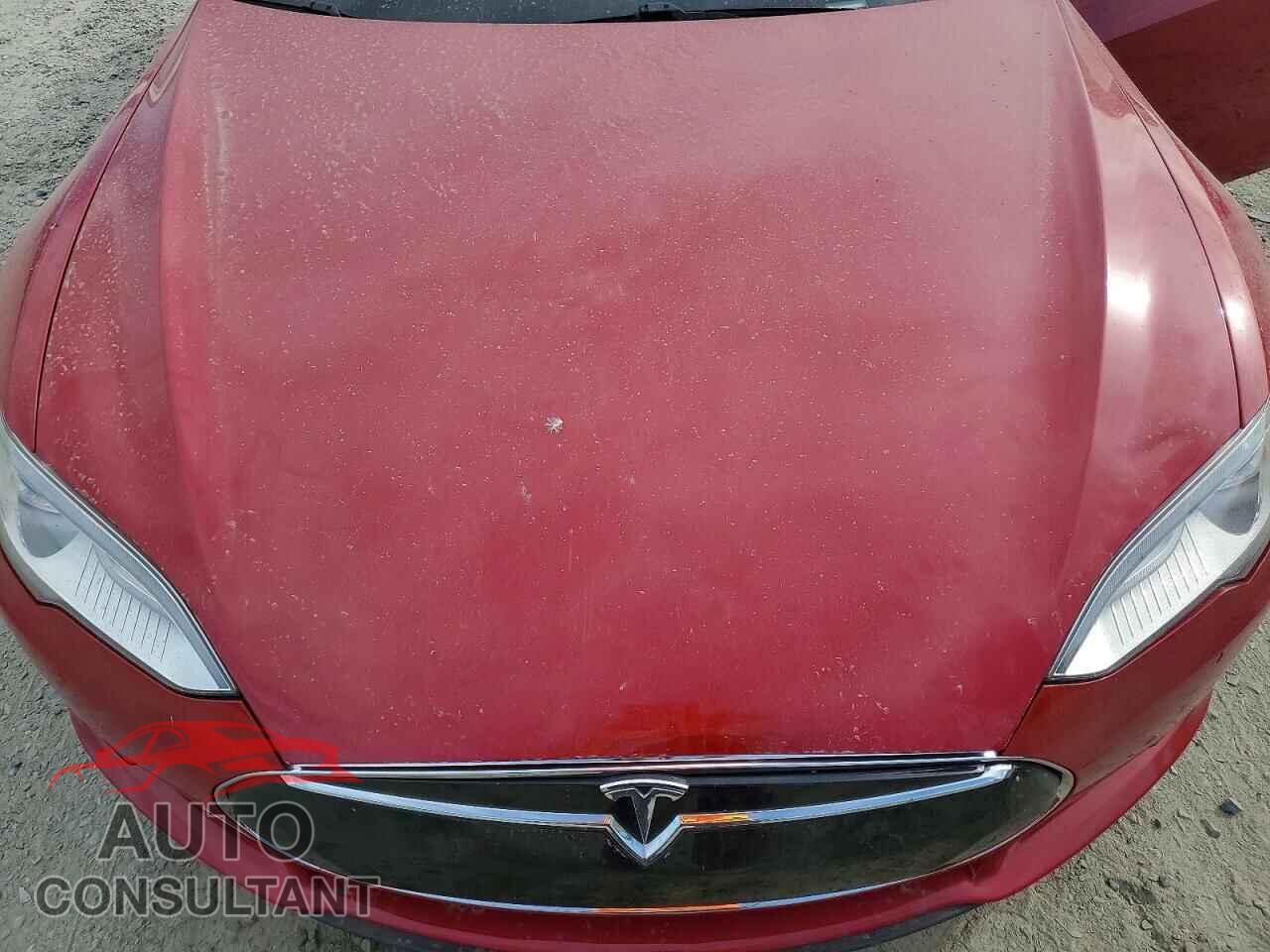 TESLA MODEL S 2013 - 5YJSA1CP8DFP22618