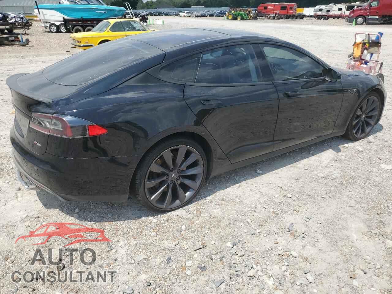 TESLA MODEL S 2013 - 5YJSA1DP9DFP08595