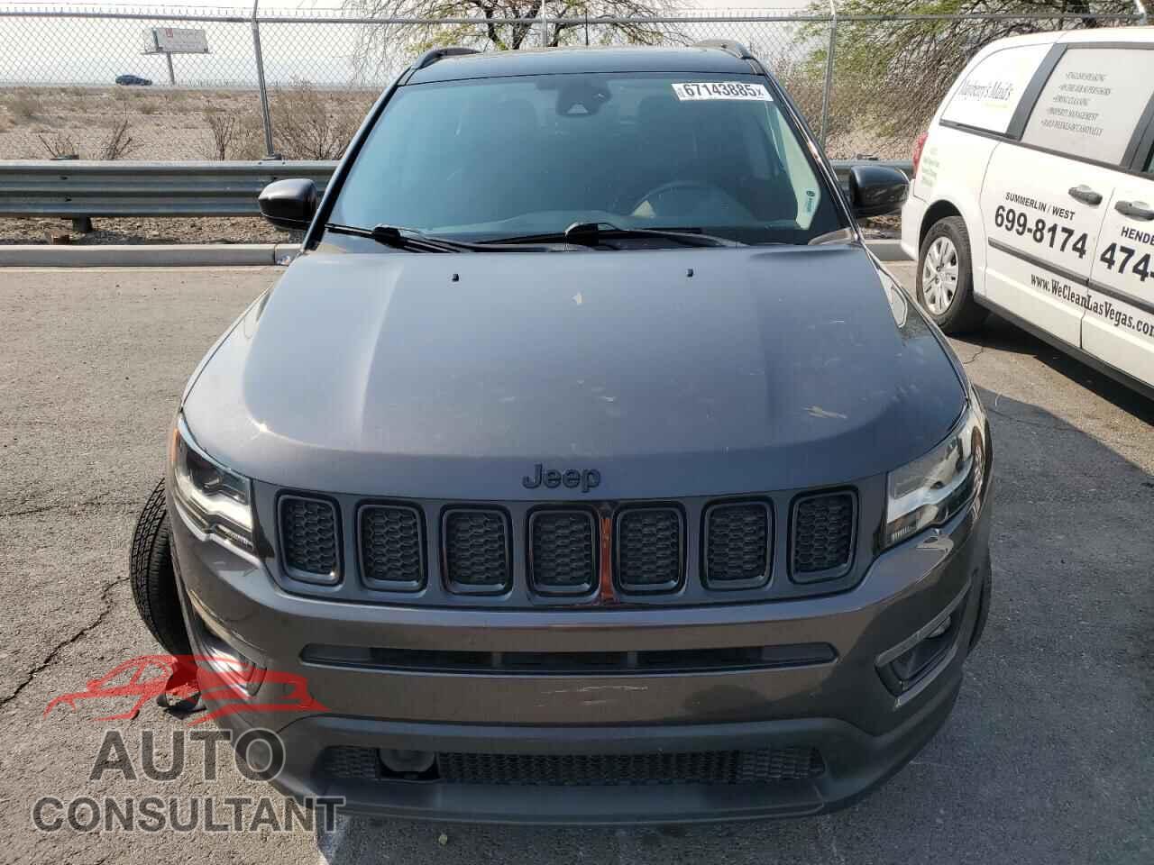 JEEP COMPASS 2018 - 3C4NJDBB2JT394422