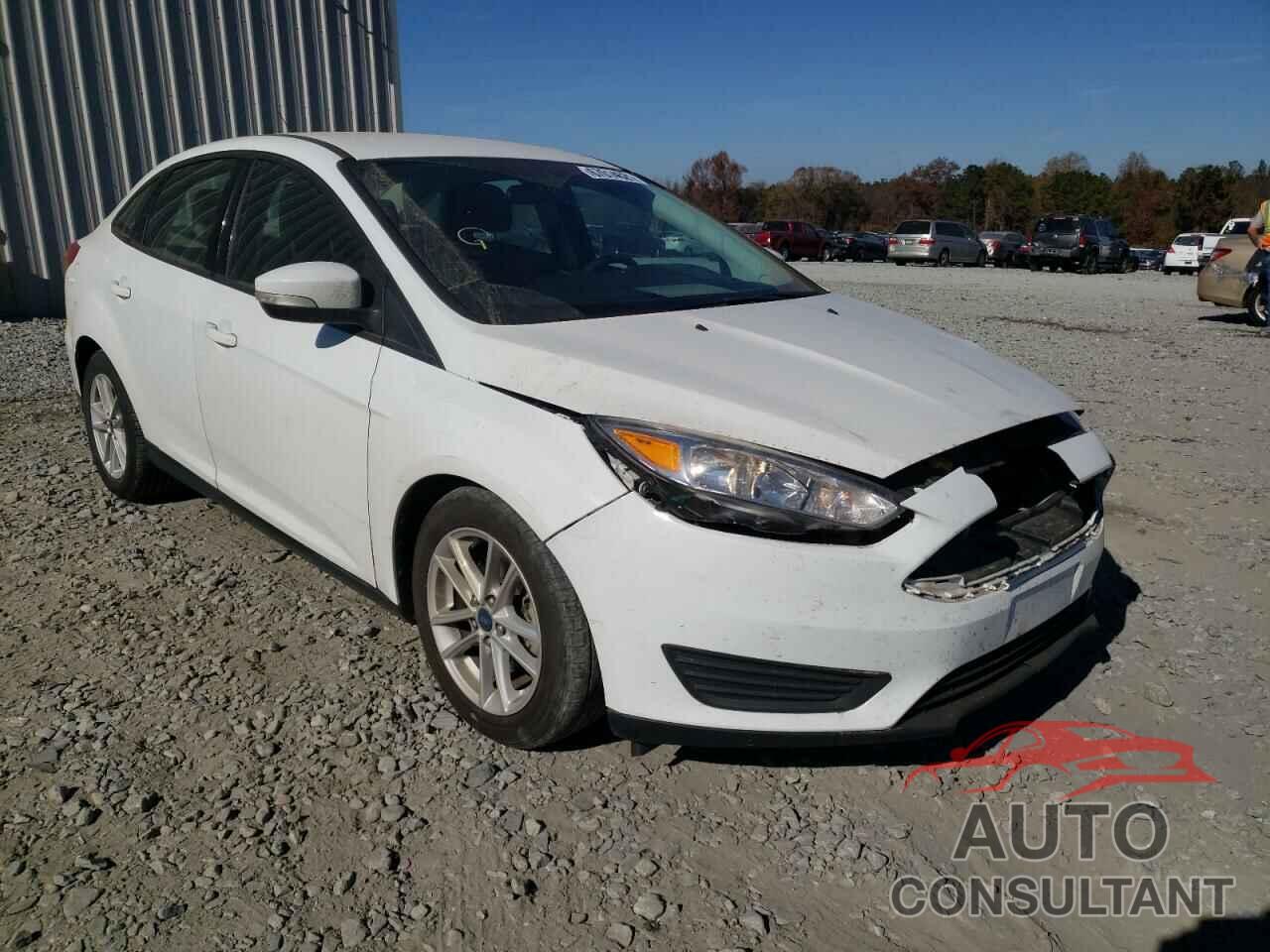 FORD FOCUS 2017 - 1FADP3F22HL223695
