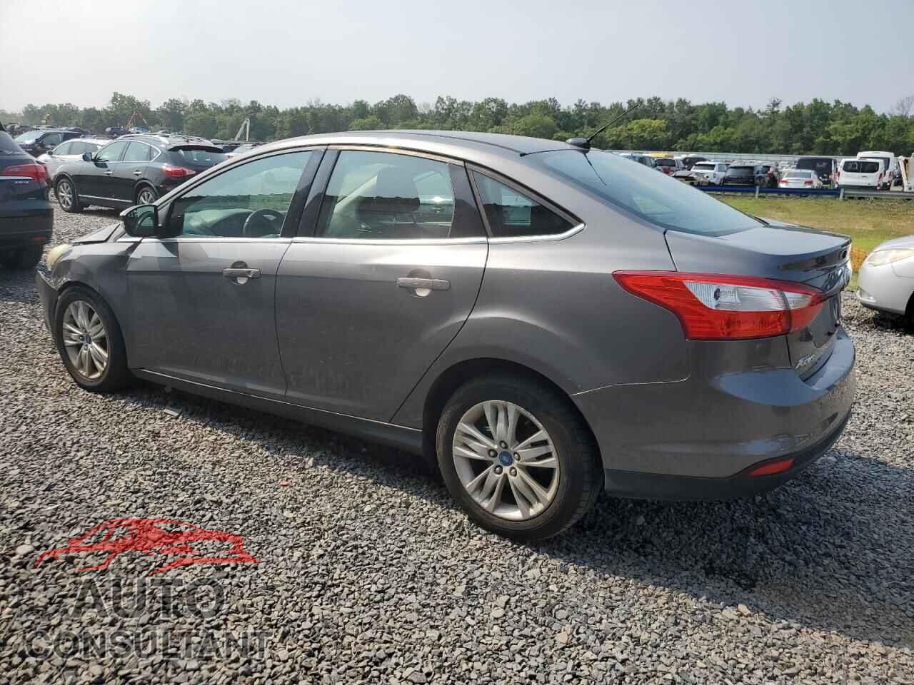 FORD FOCUS 2012 - 1FAHP3H29CL105876