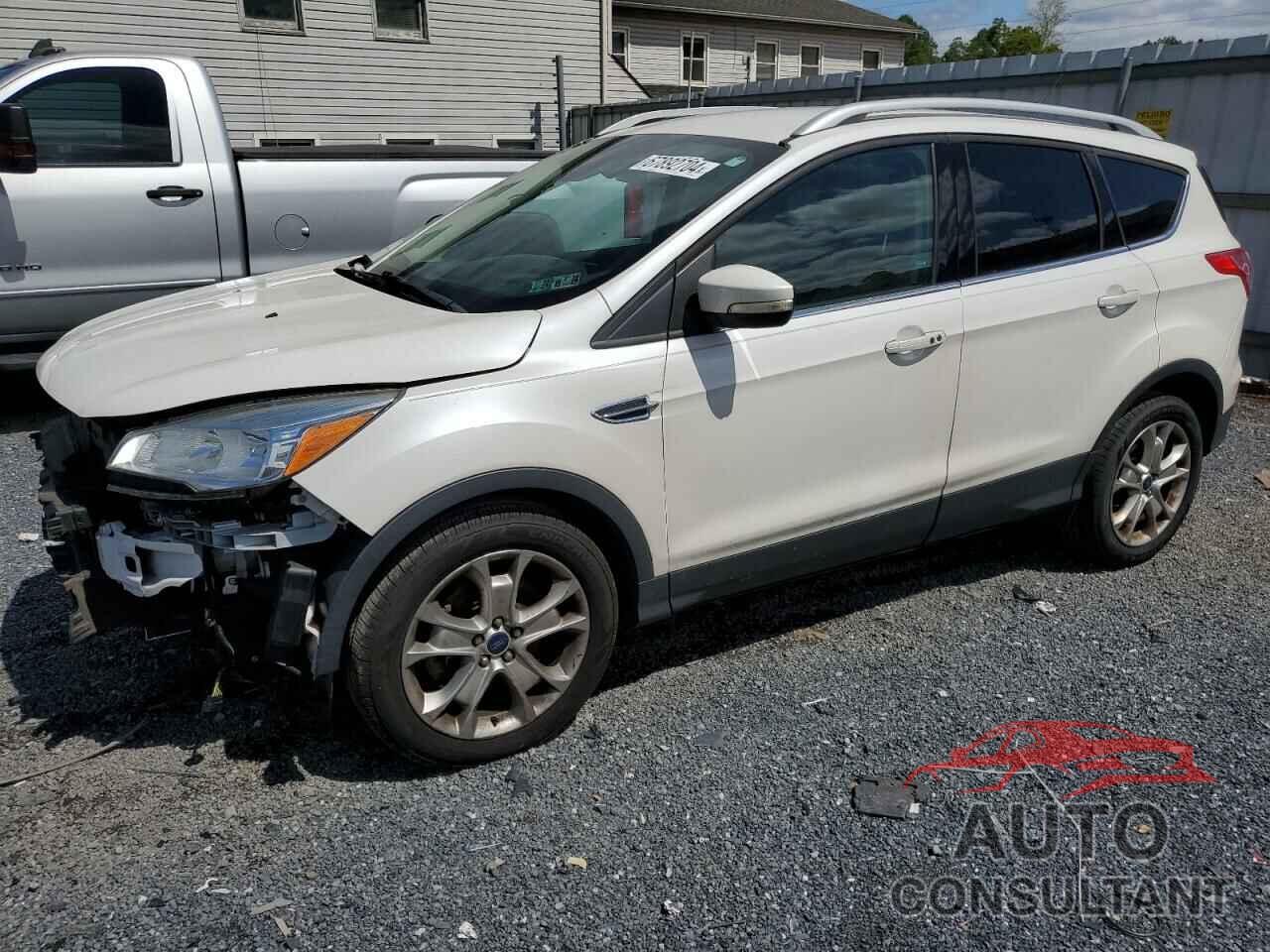 FORD ESCAPE 2016 - 1FMCU0J95GUC06492