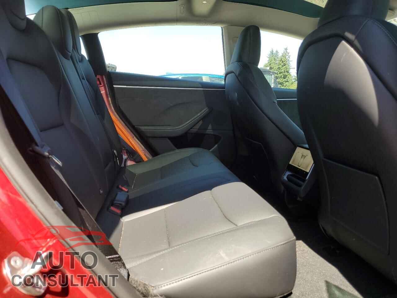TESLA MODEL 3 2024 - 5YJ3E1EB3RF834860