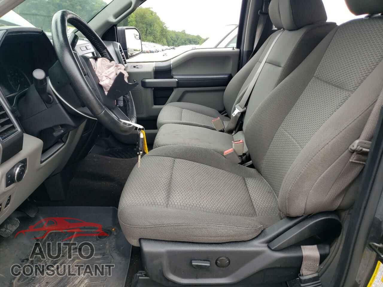 FORD F-150 2019 - 1FTEW1E50KFC11276