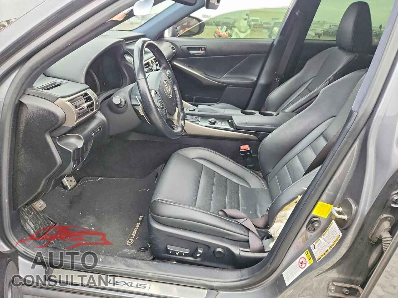 LEXUS IS 2014 - JTHBF1D22E5014158