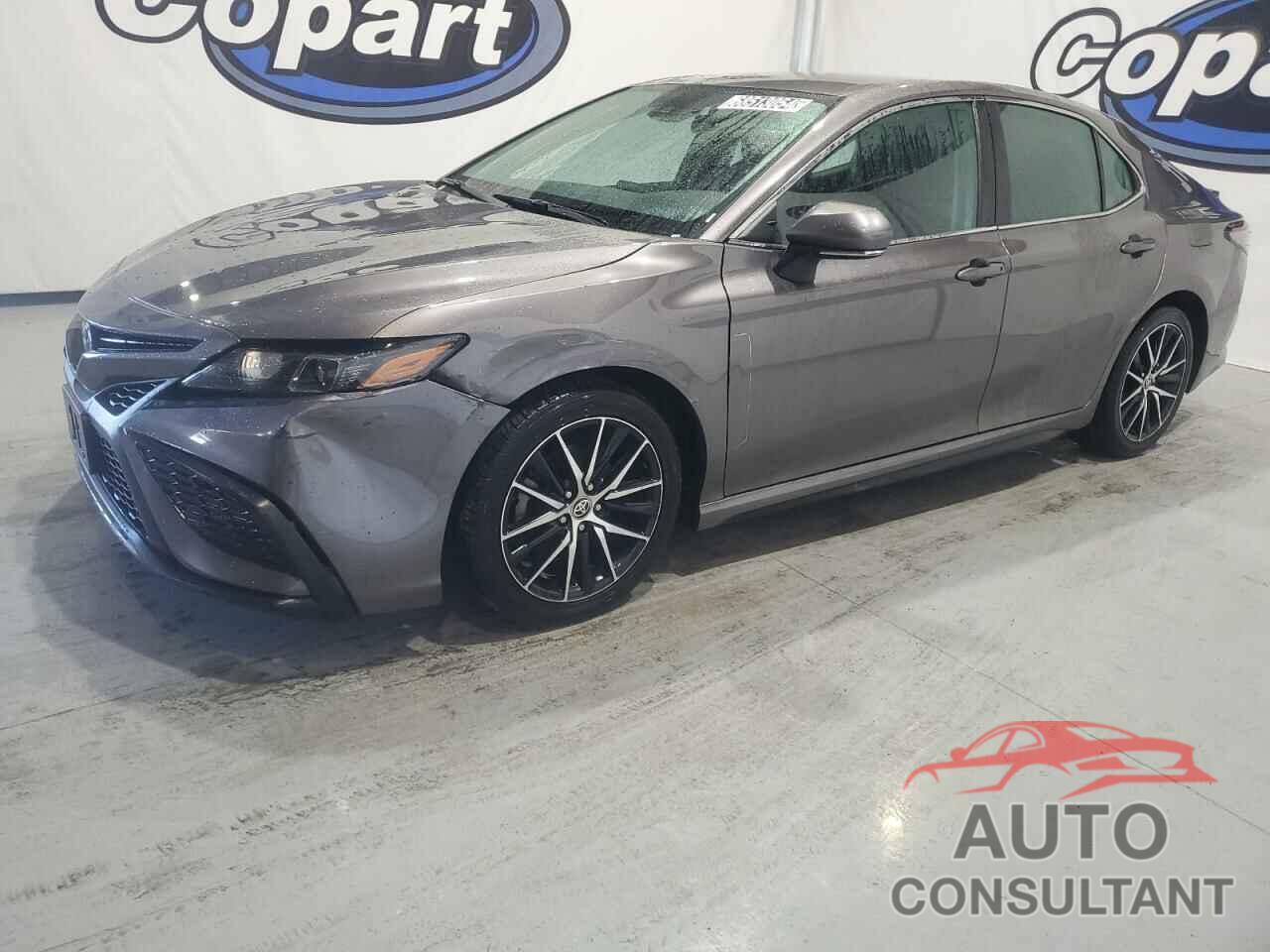 TOYOTA CAMRY 2022 - 4T1G11AK1NU654602