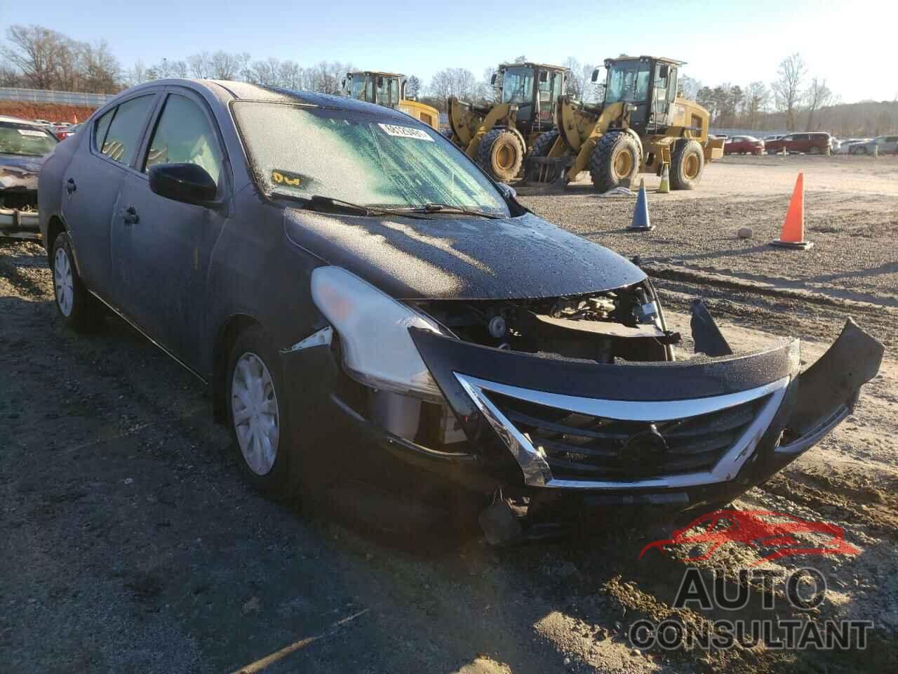 NISSAN VERSA 2018 - 3N1CN7AP5JL839958