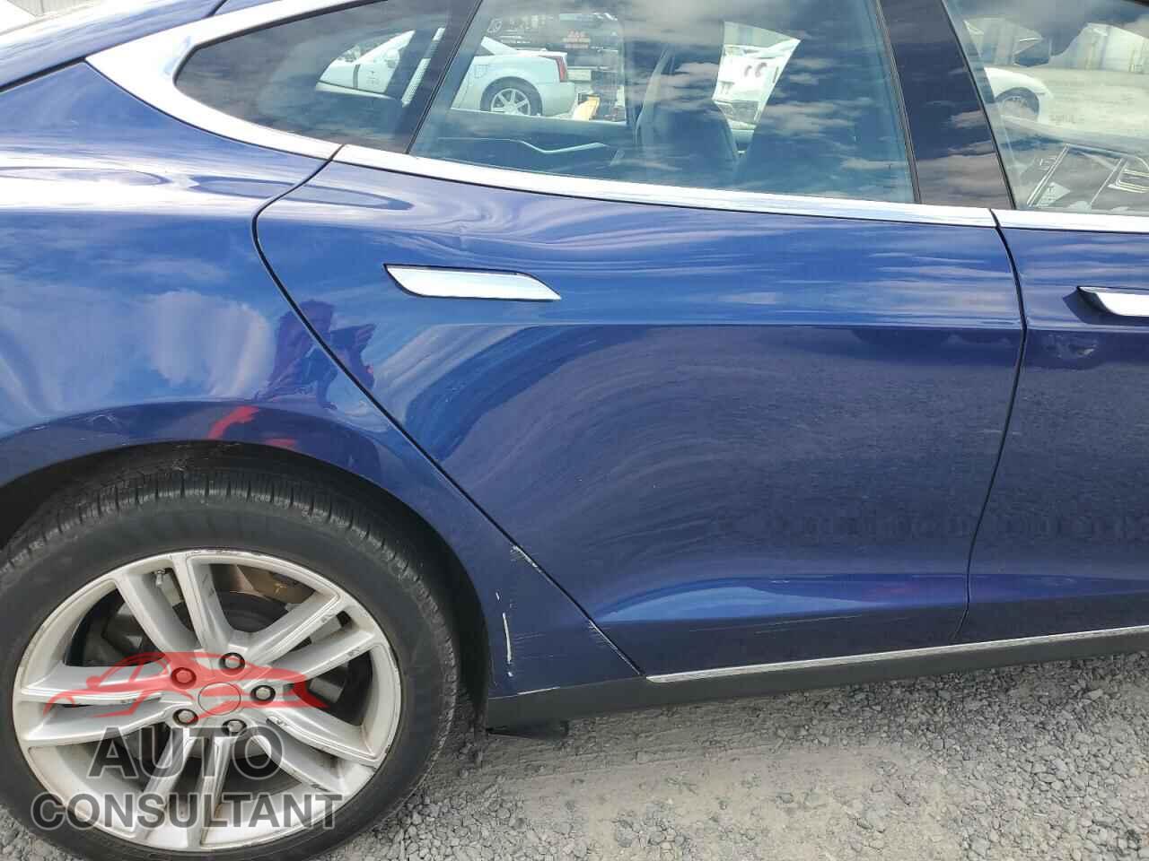 TESLA MODEL S 2015 - 5YJSA1E2XFF116841