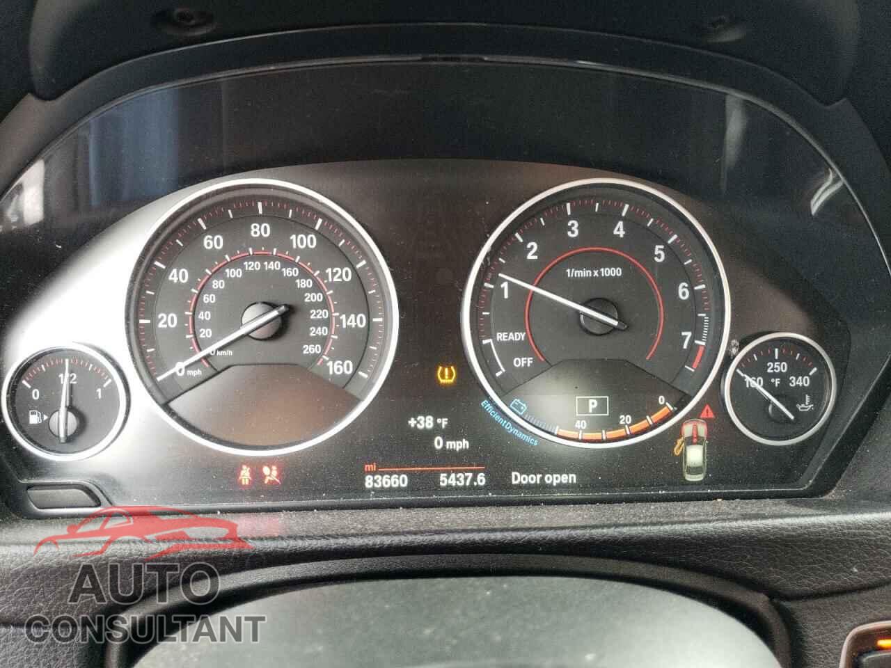 BMW 3 SERIES 2016 - WBA8E3G51GNU04281