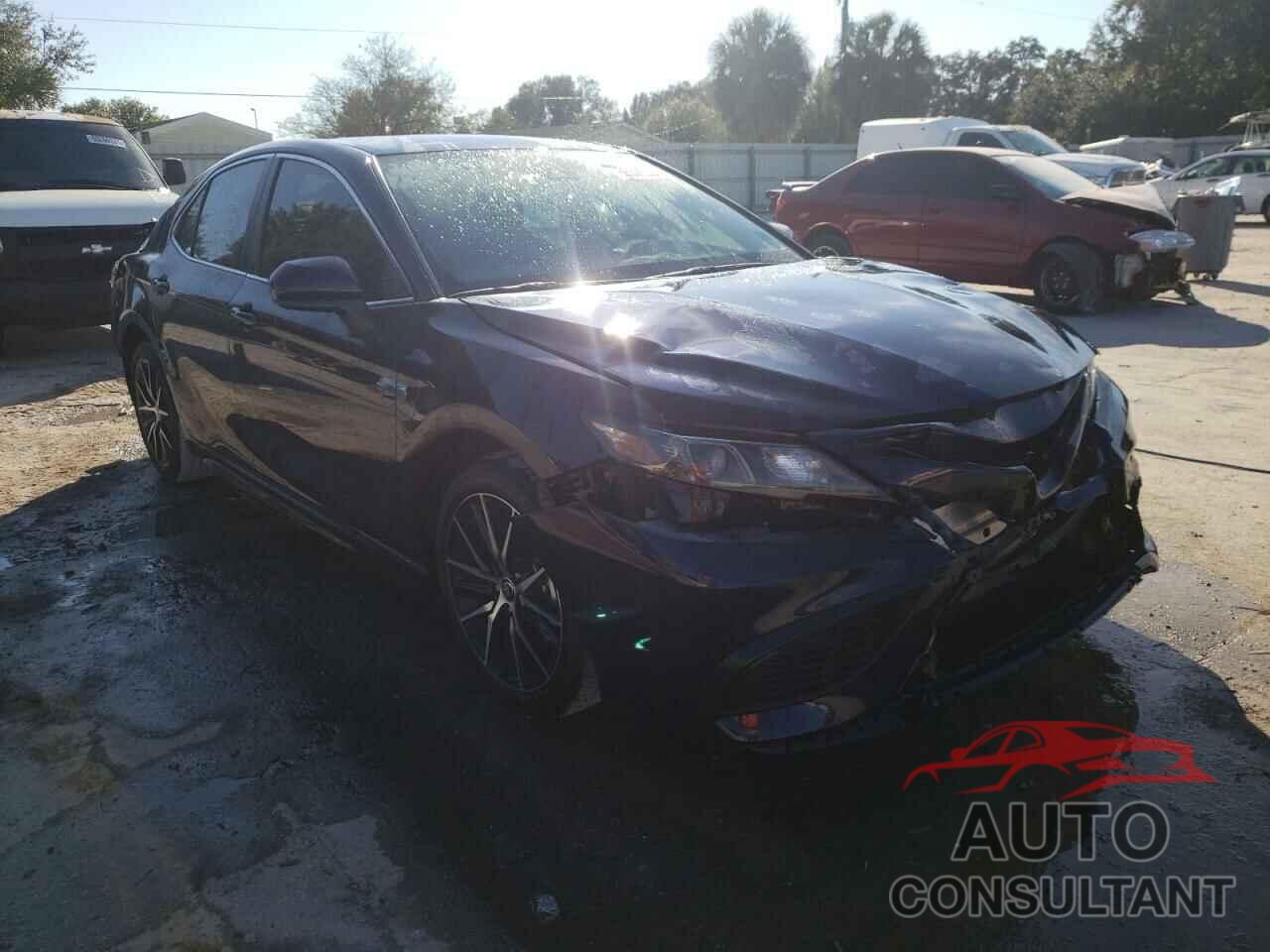 TOYOTA CAMRY 2021 - 4T1G11AK2MU496236
