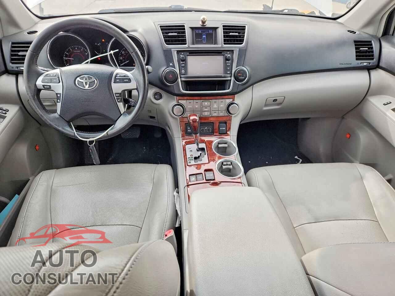 TOYOTA HIGHLANDER 2013 - 5TDDK3EH8DS190872