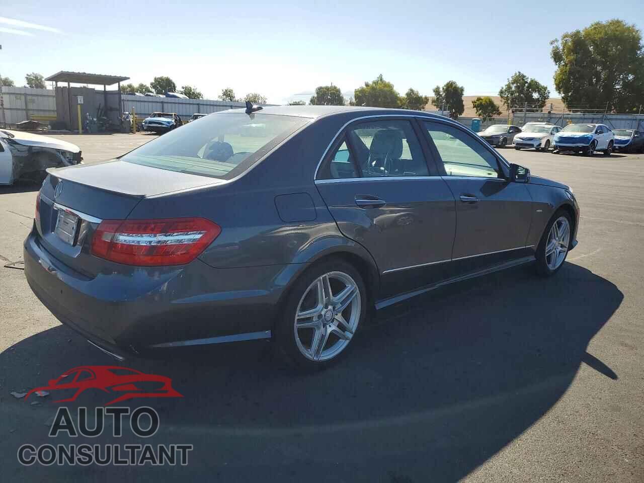 MERCEDES-BENZ E-CLASS 2012 - WDDHF5KB2CA603632