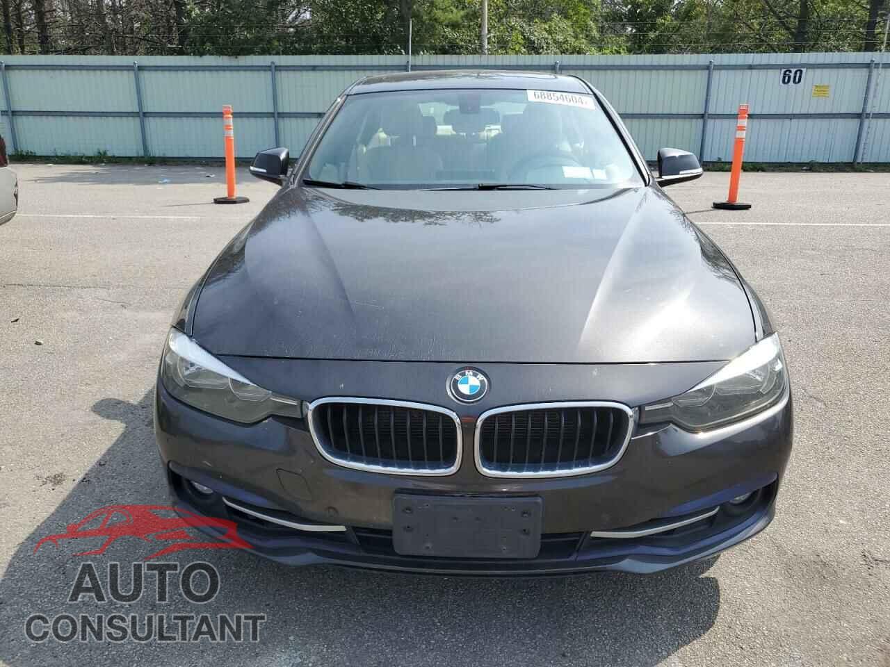BMW 3 SERIES 2016 - WBA8E3G50GNU03686
