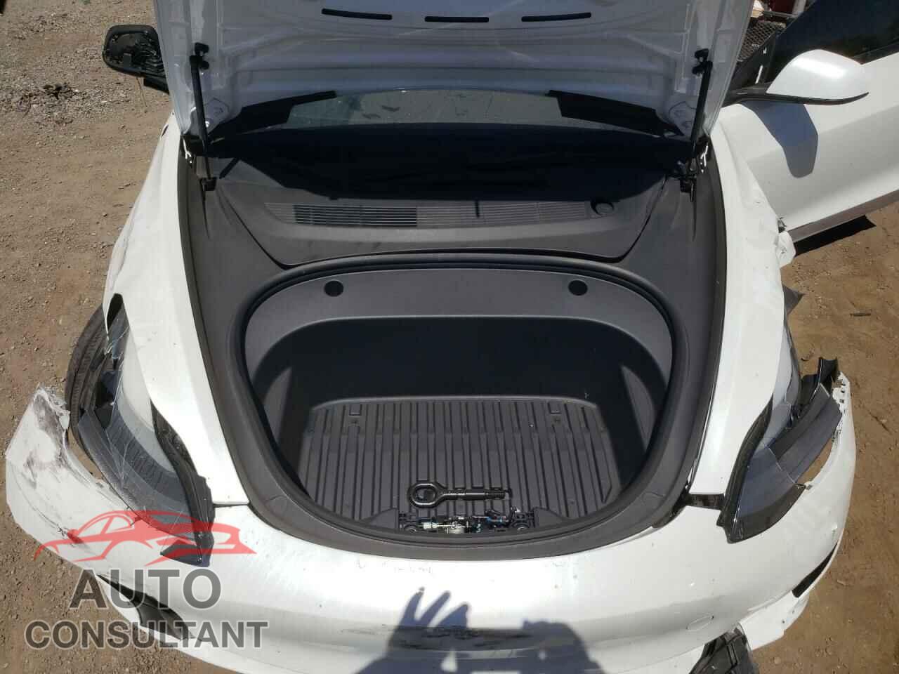 TESLA MODEL 3 2023 - 5YJ3E1EA8PF543775