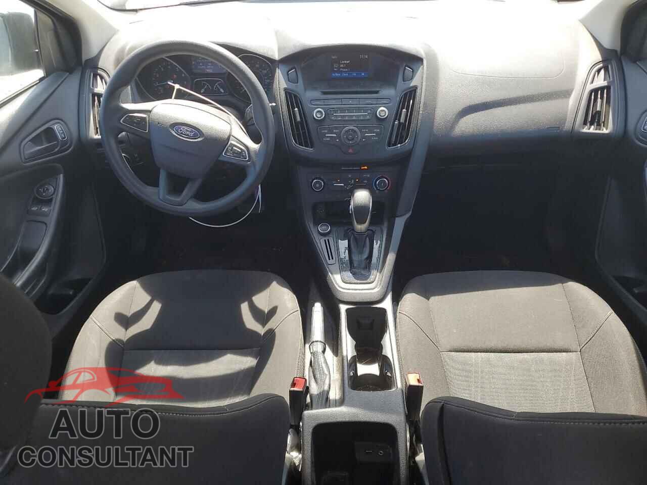 FORD FOCUS 2015 - 1FADP3E27FL280084