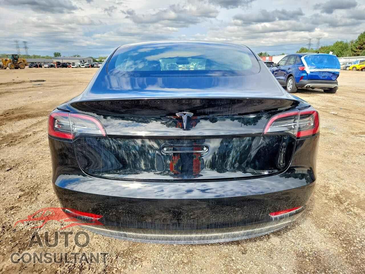 TESLA MODEL 3 2023 - 5YJ3E1EA1PF439256