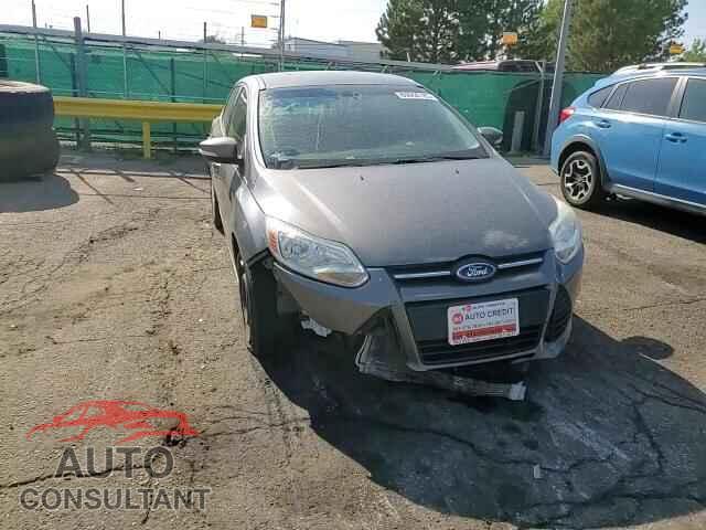 FORD FOCUS 2014 - 1FADP3F2XEL113375