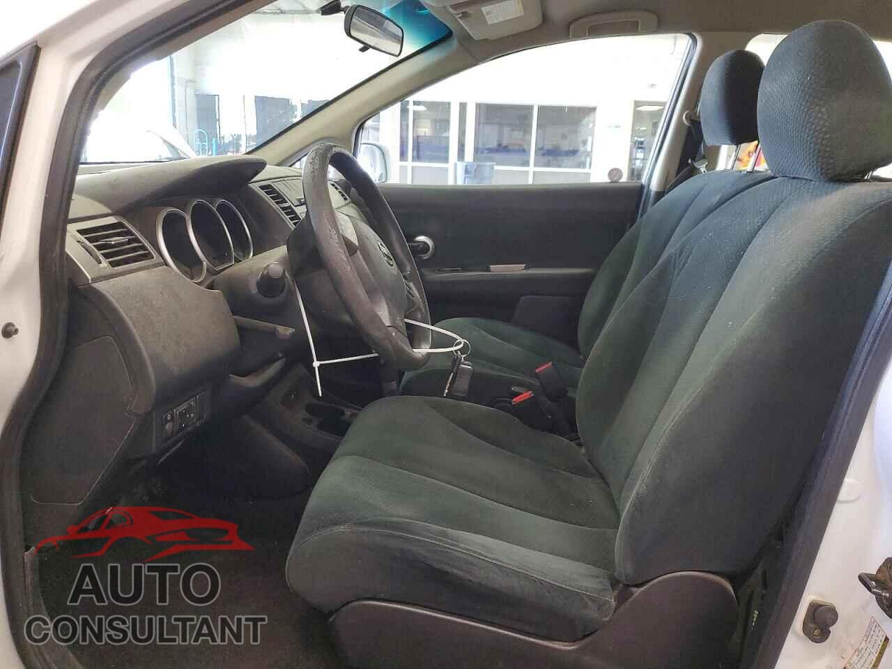 NISSAN VERSA 2011 - 3N1BC1AP3BL485079
