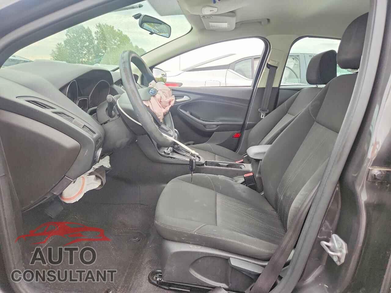 FORD FOCUS 2015 - 1FADP3F20FL292687