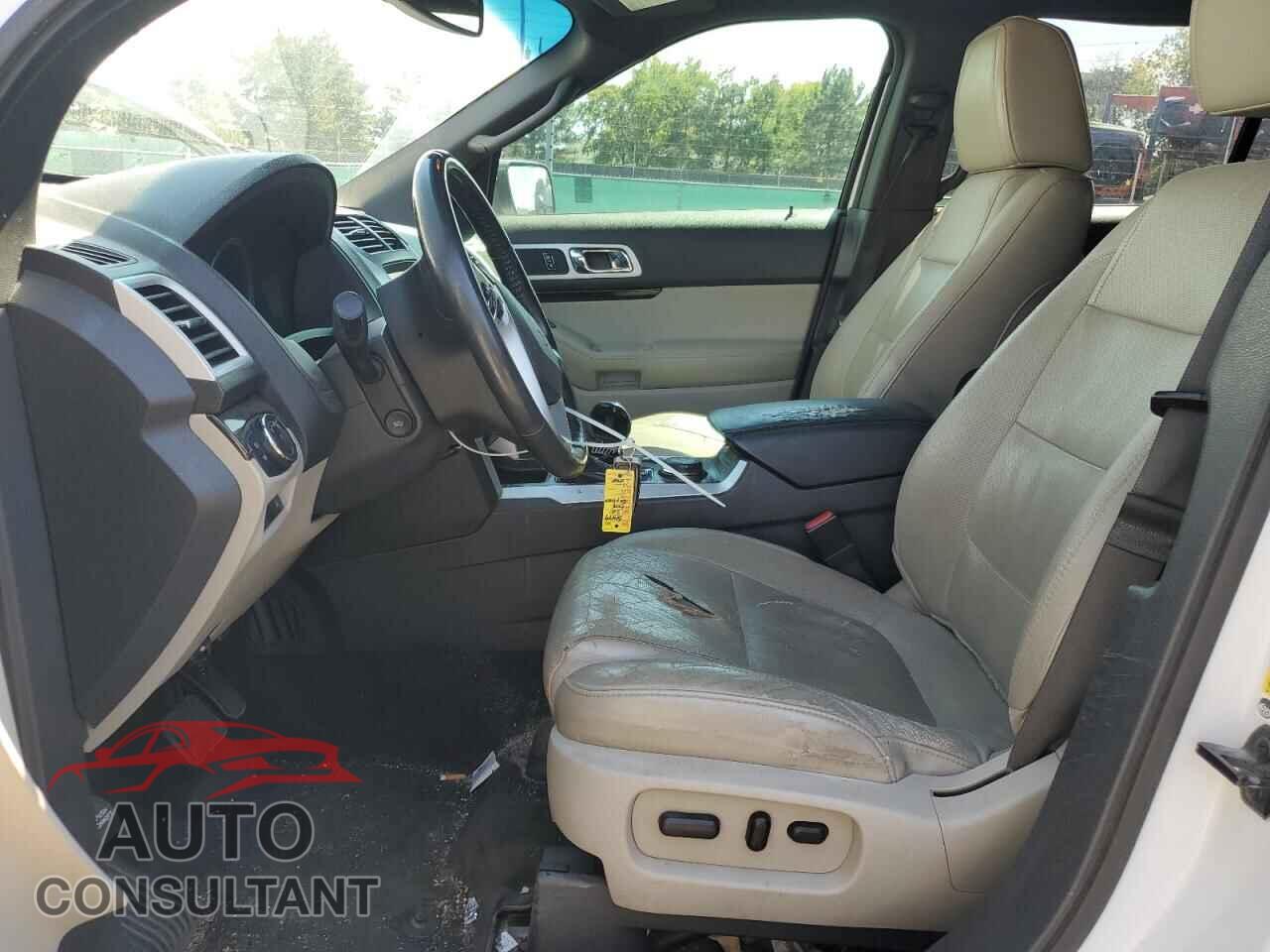 FORD EXPLORER 2011 - 1FMHK8F81BGA24936